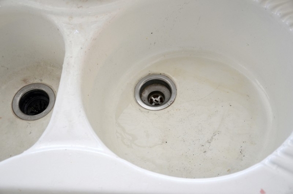 Kimyasallar Olmadan Seramik Lavabo Nasıl Temizlenir